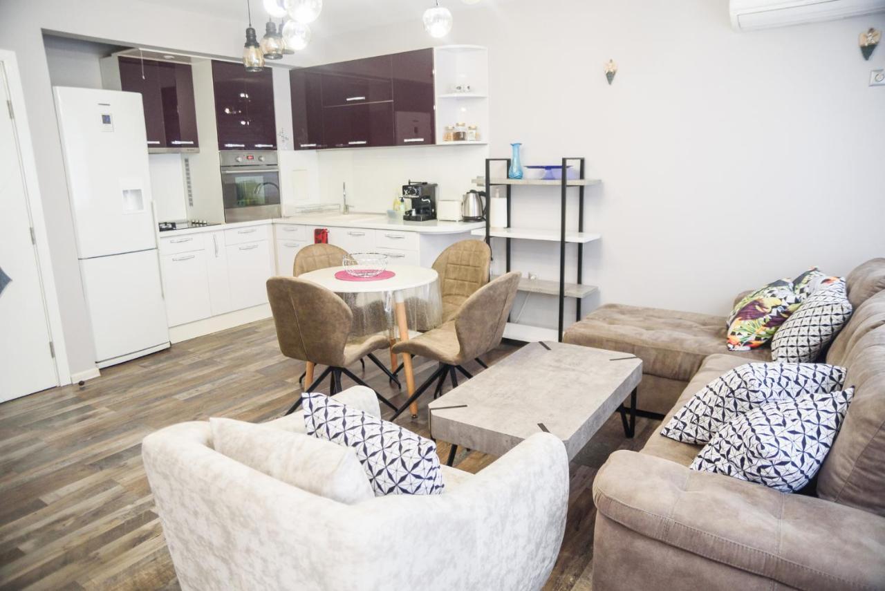 Apartment Martini Burgas Luaran gambar