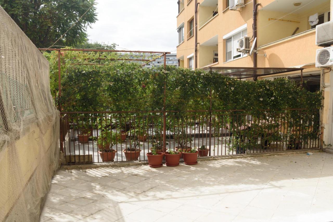 Apartment Martini Burgas Luaran gambar