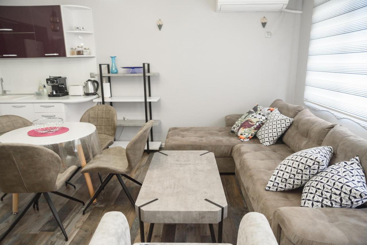 Apartment Martini Burgas Luaran gambar