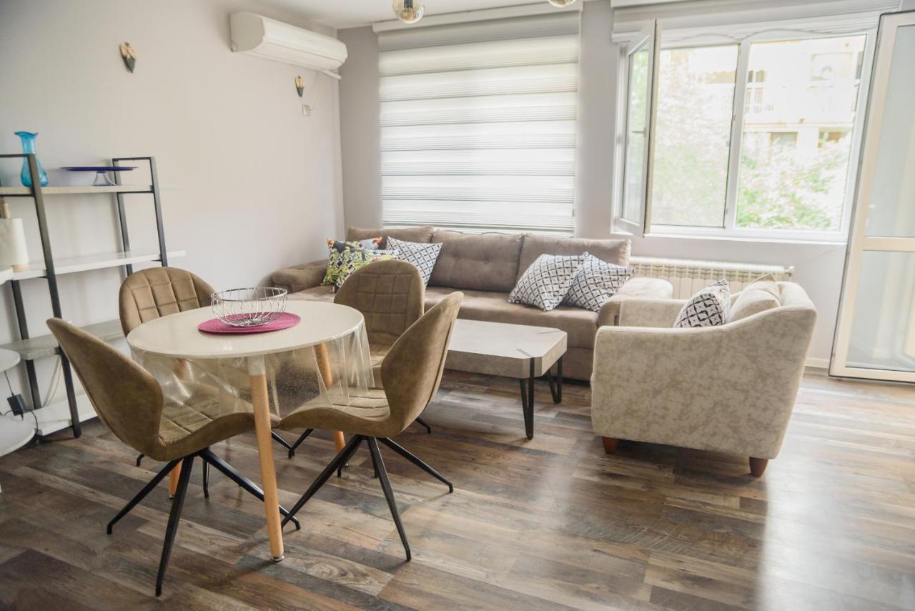 Apartment Martini Burgas Luaran gambar